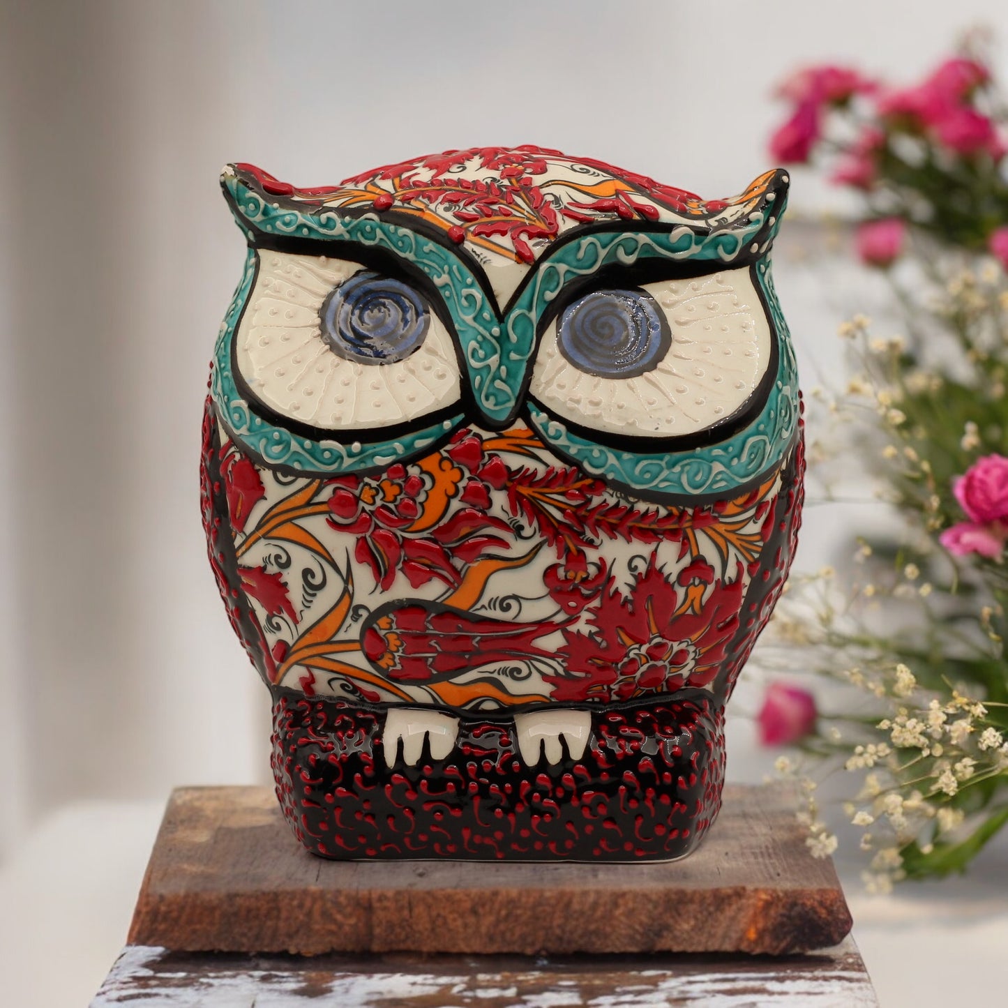 Artisan Crafted Decorative Ceramic Owls – Unique Hand-Painted and Handmade Designs